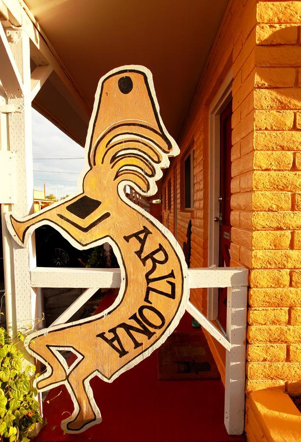 Brad'S Desert Inn Holbrook Ngoại thất bức ảnh